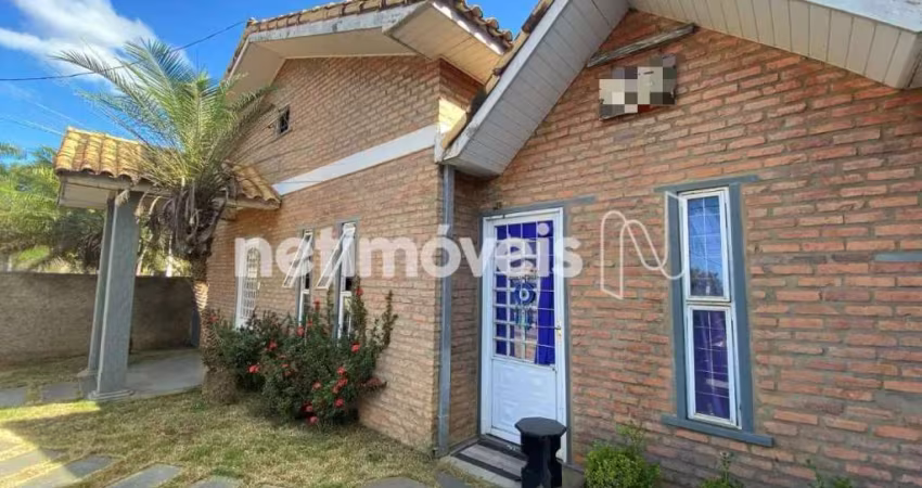 Venda Casa Centro Caetanópolis