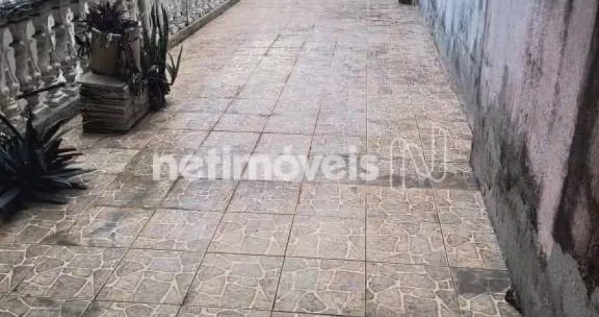 Casa com 3 quartos à venda na Rua dos Partidos, Nossa Senhora da Saúde, Belo Horizonte
