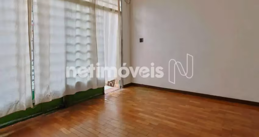 Casa com 3 quartos à venda na Rua Jacinto Vieira, Cachoeirinha, Belo Horizonte