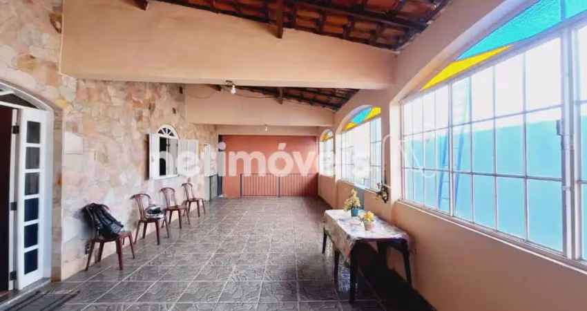 Casa com 6 quartos à venda na Rua Artur de Castro Cunha, Acaiaca, Belo Horizonte