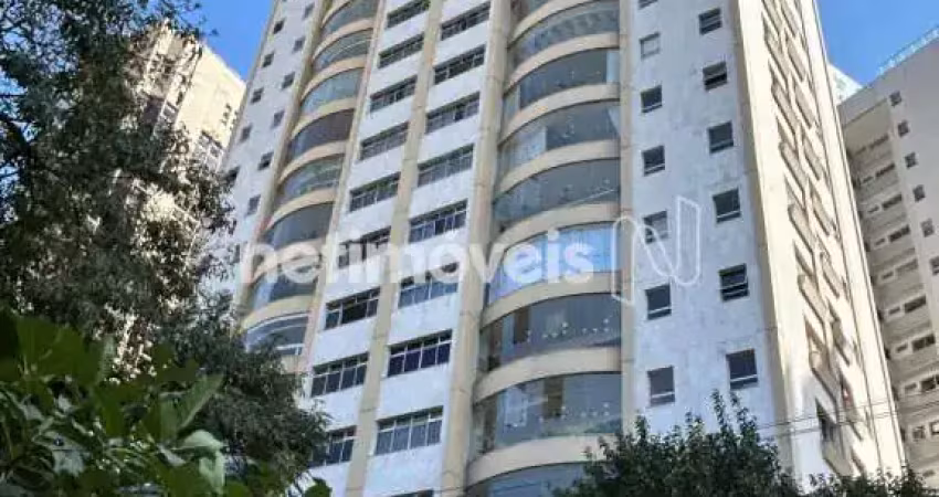 De frente a praça da assenbleia - 240m²; - 4 quartos - construtora líder