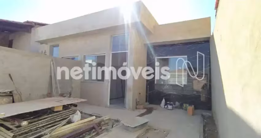 Casa com 3 quartos à venda na Rua Olavo Bilac, Vista Alegre, Vespasiano