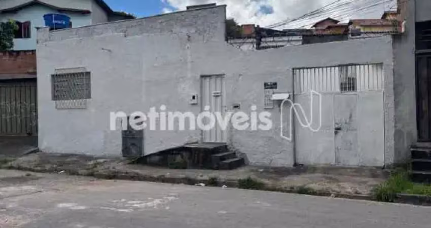 Casa com 3 quartos à venda na Rua Carmelita Toledo, Pirajá, Belo Horizonte