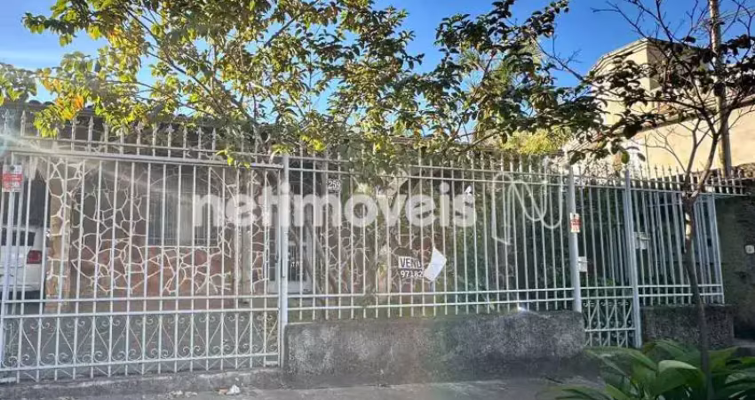 Casa com 3 quartos à venda na Rua Rita Alves Castanheiras, Dona Clara, Belo Horizonte