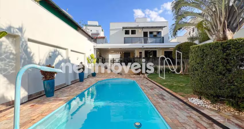 Casa com 3 quartos à venda na Rua Castelo de Almada, Castelo, Belo Horizonte