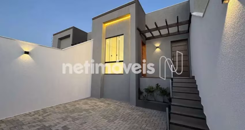 Casa com 3 quartos à venda na Rua João Lucino da Costa, Novo Centro, Santa Luzia
