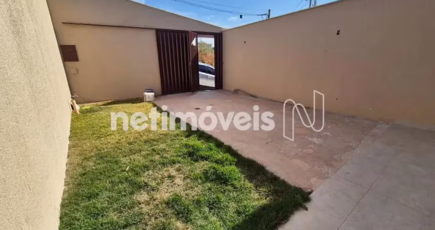 Casa com 3 quartos à venda na Rua Padre Joaquim Santana de Castro, Novo Centro, Santa Luzia