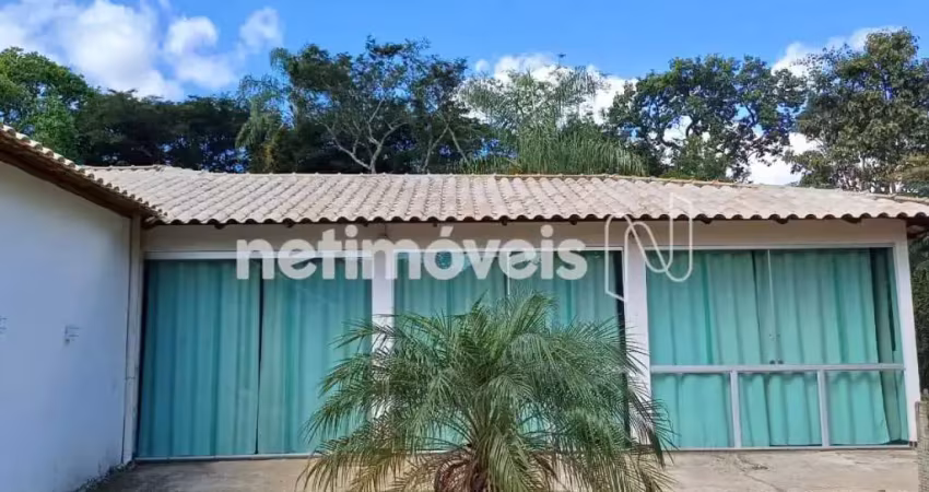 Casa em condomínio fechado com 4 quartos à venda na Rua dos Coqueiros, Vila Ipê Amarelo, Contagem