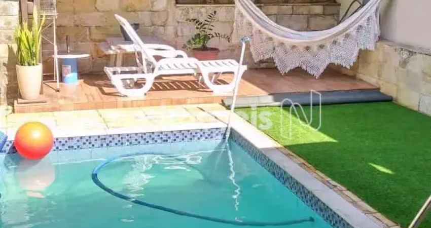 Casa com 3 quartos à venda na Rua Irmã Eufêmia, Santa Rosa, Belo Horizonte