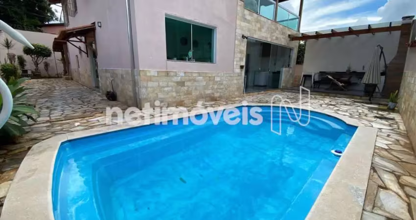 Casa com 3 quartos à venda na Rua General Patton, Santa Amélia, Belo Horizonte