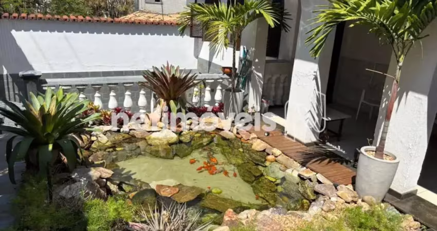 Casa com 8 quartos à venda na Rua Horta Barbosa, Nova Floresta, Belo Horizonte