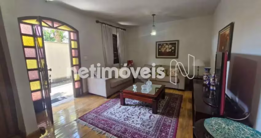 Casa no padre eustáquio. lote independente, ótimo estado de conservação!