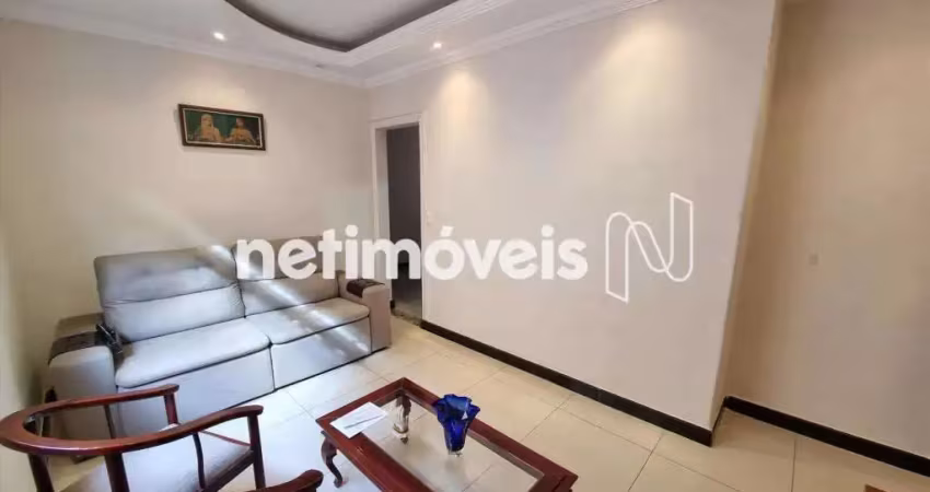 Apartamento em ótima localização, reformado, com aquecimento à gás