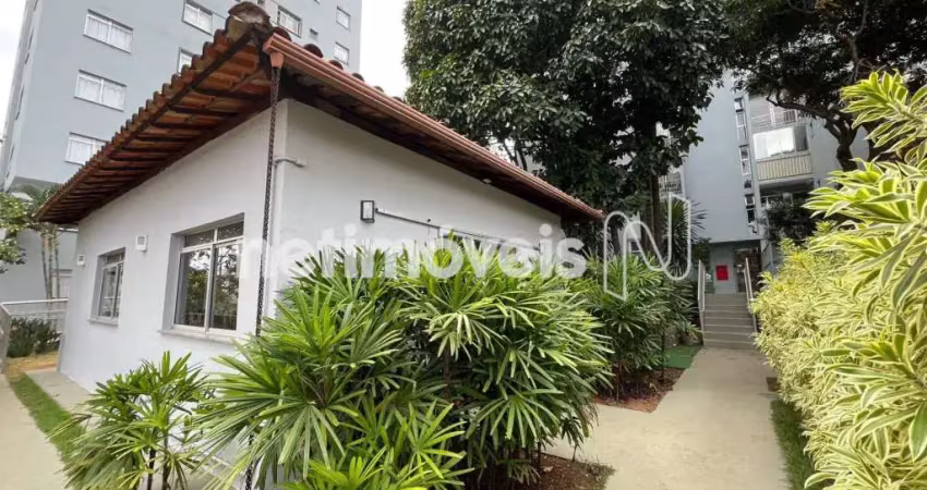 Apartamento com área privativa à venda | 3 quartos, 2 banheiros (1 suíte) no paquetá