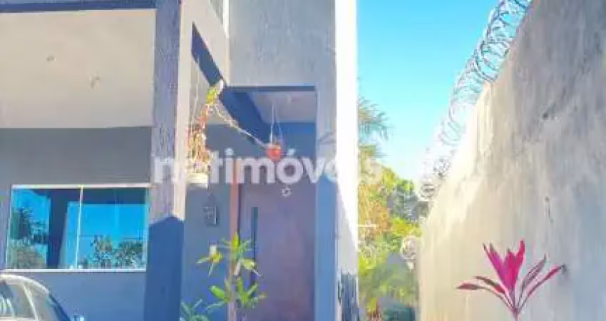 Casa à beira da lagoa santa com vista panorâmica – recanto do poeta