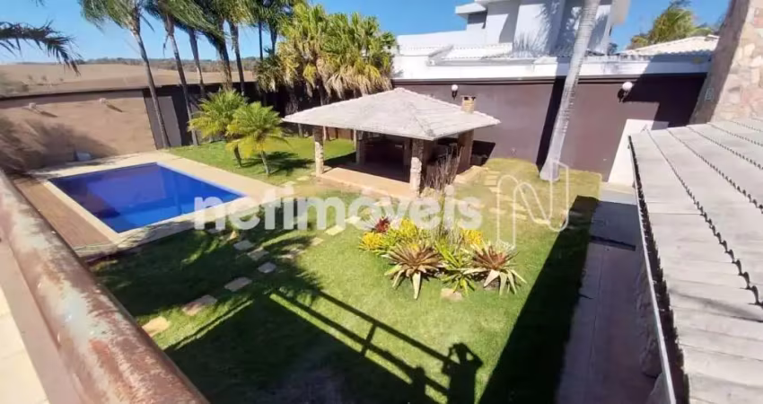Casa com 3 quartos à venda na Rua Orlando Alvarenga Carvalho, Parque Jardim Itaú, Vespasiano