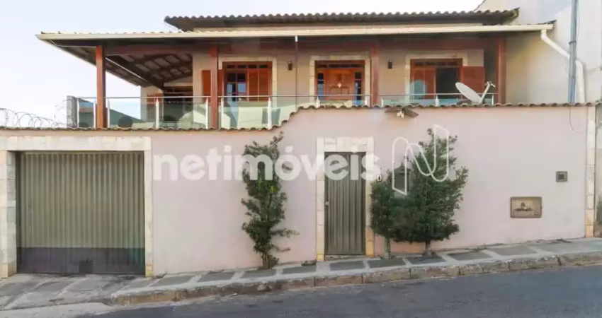 Casa com 3 quartos à venda na Rua Rogério Salles Barbosa, Coqueiros, Belo Horizonte
