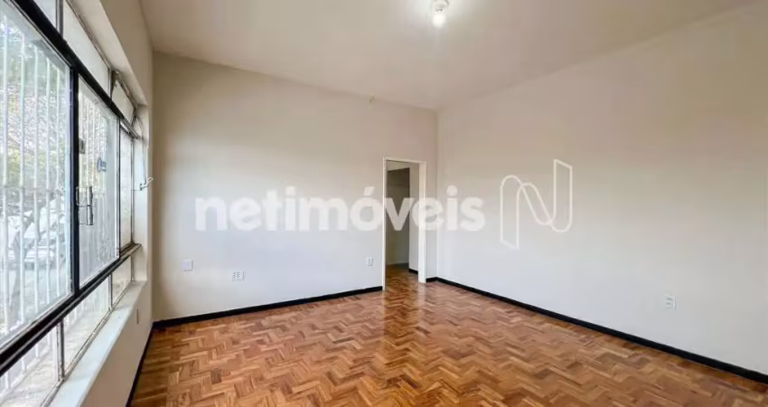 Casa com 3 quartos para alugar na Rua Elísio de Brito, Boa Vista, Belo Horizonte