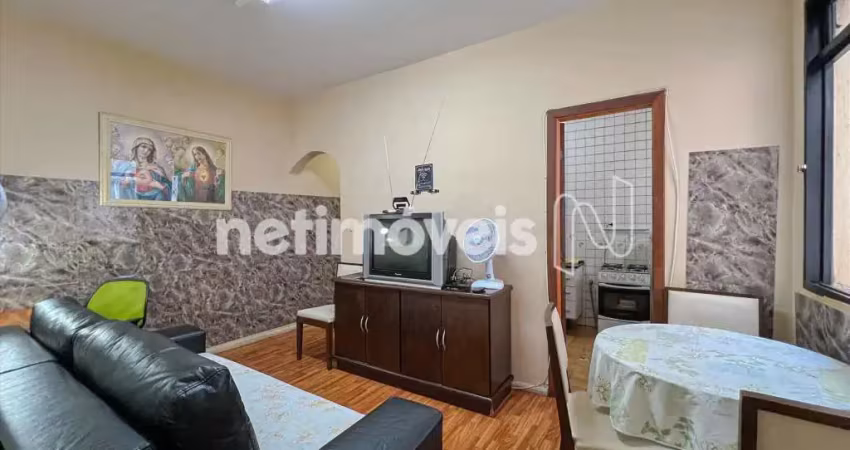 Apartamento com 2 quartos para alugar na Rua Diamantina, Lagoinha, Belo Horizonte