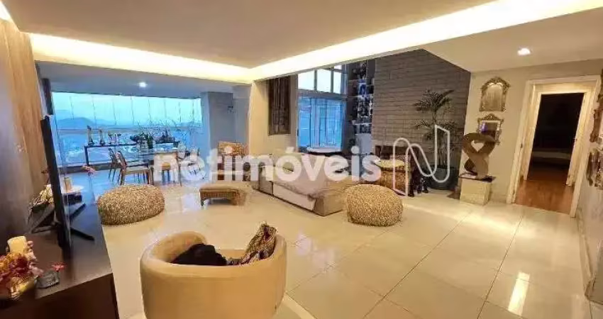 Apartamento com 4 quartos para alugar na Rua Ministro Orozimbo Nonato, Vila da Serra, Nova Lima