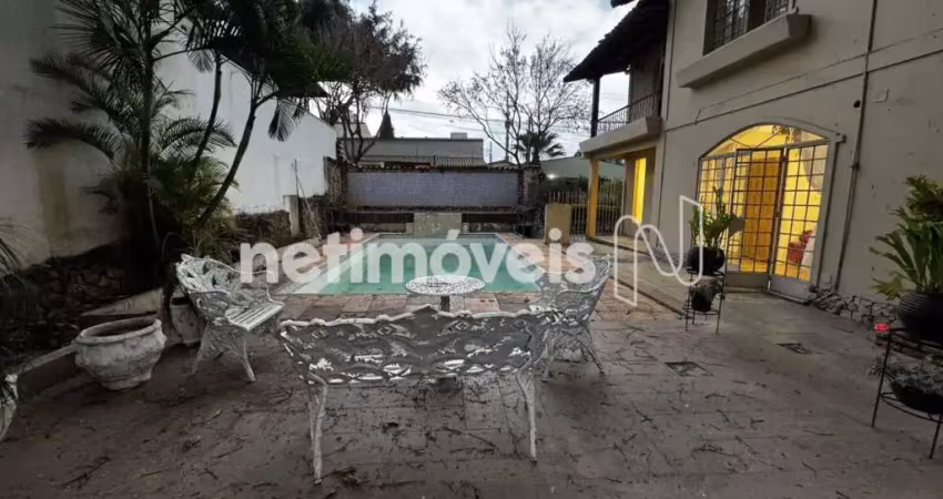 Casa com 4 quartos para alugar na Rua Cândido Naves, Ouro Preto, Belo Horizonte