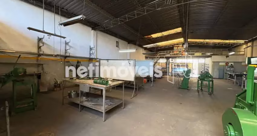 Galpão para locação com 366m²; no bairro santa efigênia