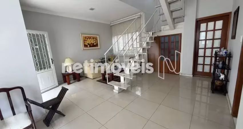 Casa com 3 quartos para alugar na Rua Manoel Venâncio Martins, Palmares, Belo Horizonte