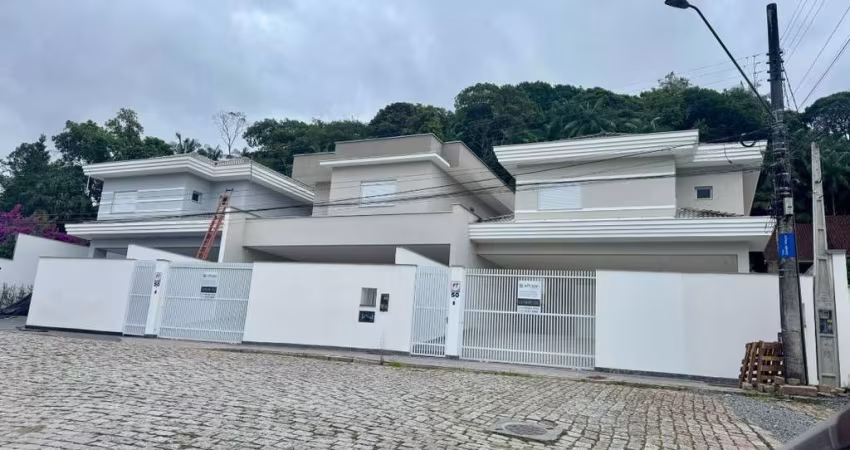 casa a venda, Bairro Gloria, em construção, Buch Imoveis