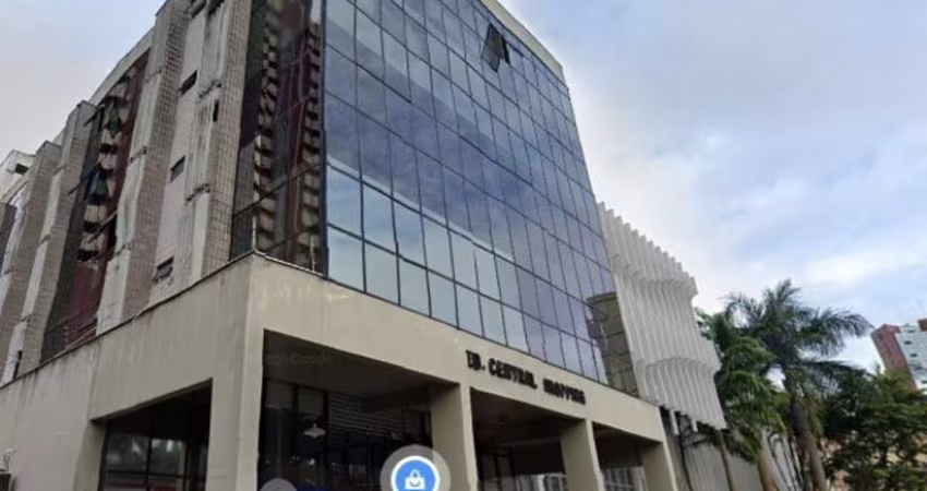 Sala comercial à venda no Centro de Joinville Buch Imóveis