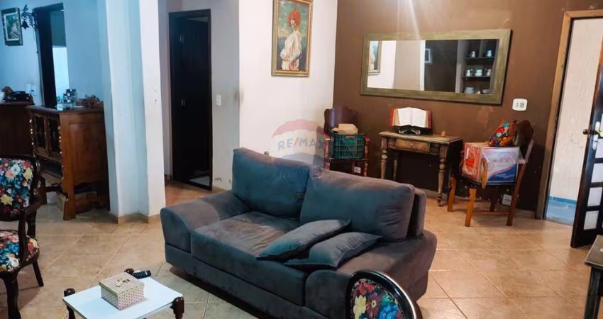Vende-se Casa com 5 dormitórios e mais a edícula no Parque Renato Maia em Guarulhos/SP