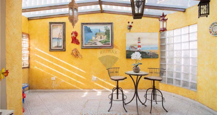 Aluga-se Casa Alto Padrão no Jardim Maia: 450m², 3 suítes, piscina, sótão, espaço gourmet, 5 vagas