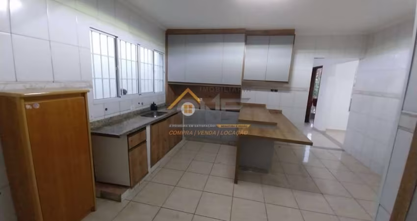 Casa com 3 quartos para alugar no Jardim Itamaracá, Indaiatuba 