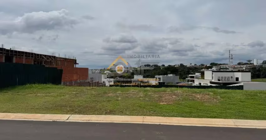 Terreno em condomínio fechado à venda no Parque Villa dos Pinheiros, Indaiatuba 