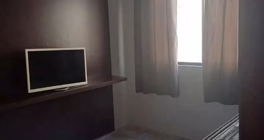 Apto caiçara, 45 metros úteis, garagem privativa, 02 quadras praia, com sacada