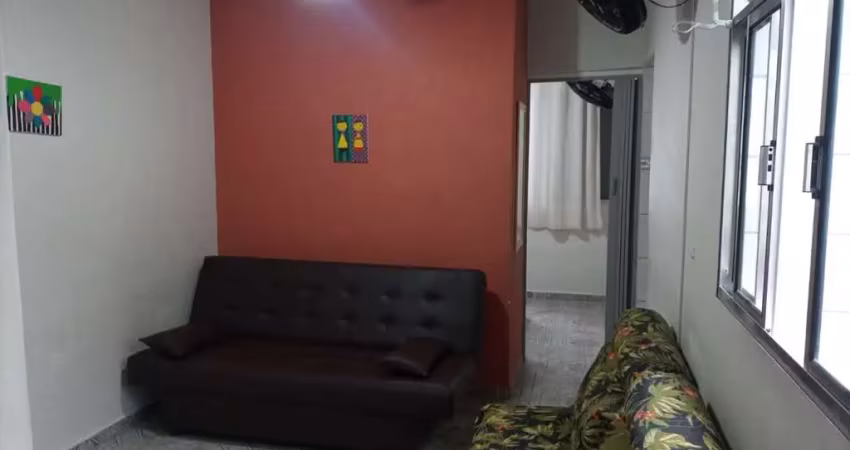Apto ocian, 1 quarto, com garagem, 150 metros da praia, 150 metros da igreja e da feirinha de artesanato.