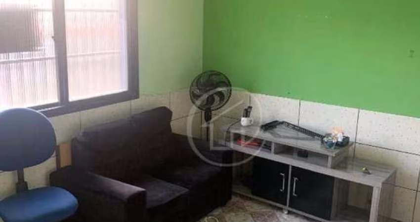 Apto Solemar, 150 metros praia, garagem própria, mobiliado