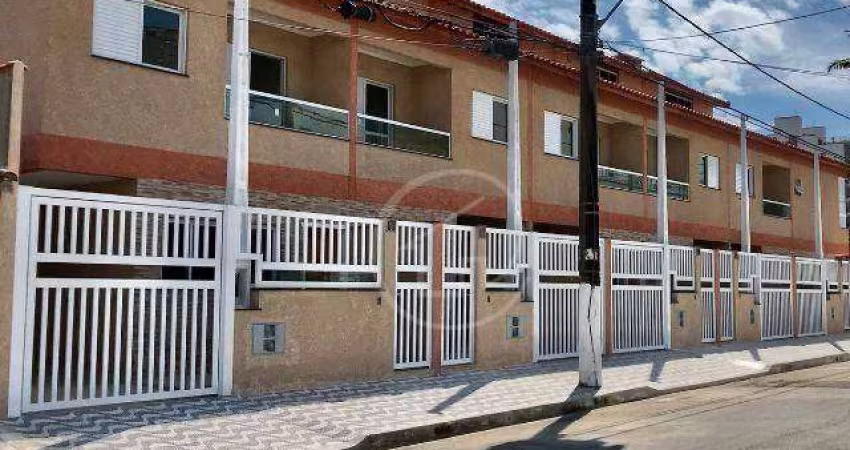 Casa com 2 dormitórios à venda, 110 m² por R$ 650.000,00 - Aviação - Praia Grande/SP