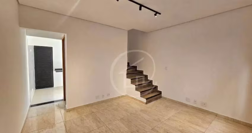 Sobrado com 2 dormitórios à venda, 65 m² por R$ 370.000,00 - Aviação - Praia Grande/SP