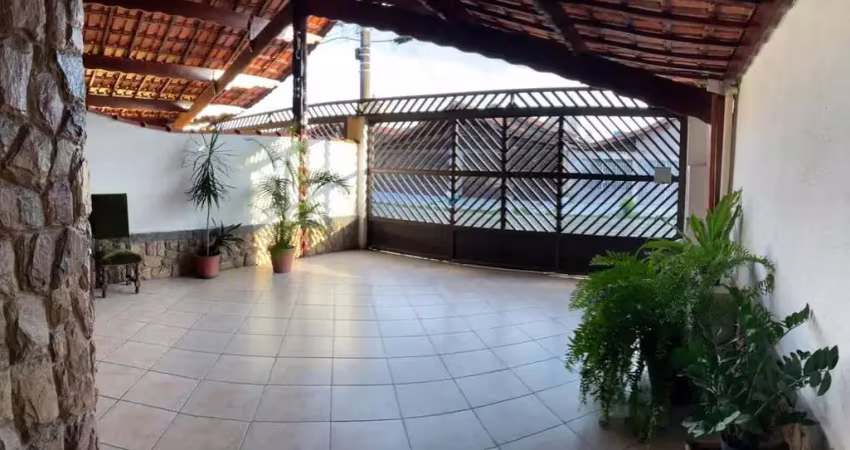 Casa com 2 dormitórios à venda, 130 m² por r$ 415.000,00 - maracanã - praia grande/sp