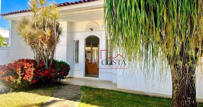 Casa com 6 dormitórios sendo 3 na casa Principal à venda, 400 m² por R$ 1.800.000 - Piratininga - Niterói/RJ