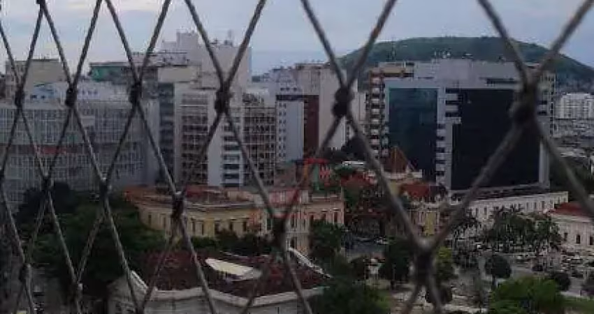 Cobertura com 3 dormitórios à venda, 130 m² por R$ 420.000,00 - Centro - Niterói/RJ