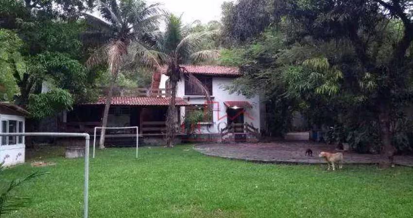 Casa à venda, 350 m² por R$ 2.500.000,00 - Maria Paula - Niterói/RJ