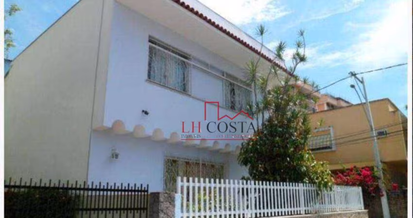Magnífica Casa no Pé Pequeno!!! Composta por 5 dormitórios à venda, 260 m² por R$ 1.250.000 - Pe Pequeno - Niterói - ESTUDA PERMUTA.