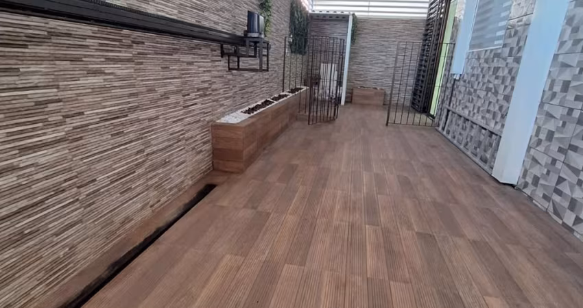 Apartamento tipo casa - térreo com área privativa  - 3 suites no Bessa
