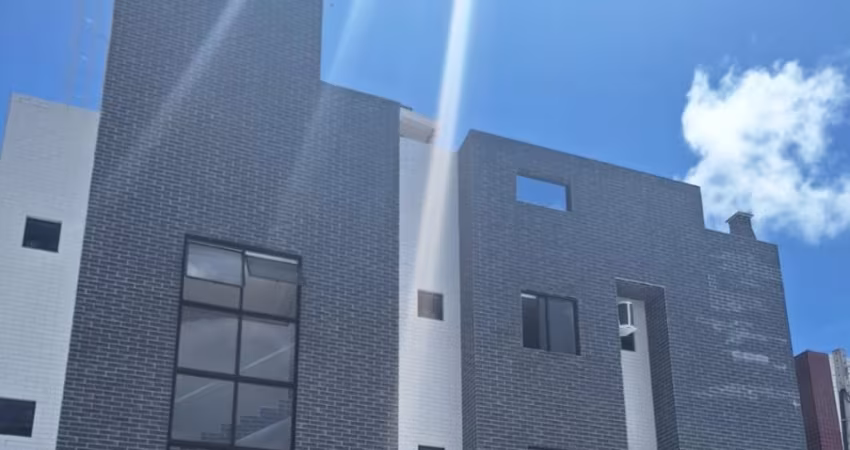 Lindo apartamento com 2 quartos  a 300 metros do mar no Bessa -João Pessoa  PB