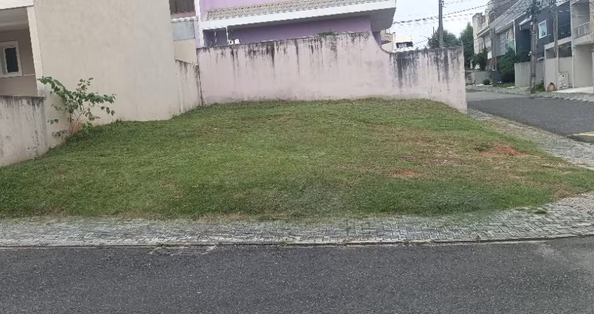 Lindo Terreno Em Condomínio Fechado no Bairro Cachoeira