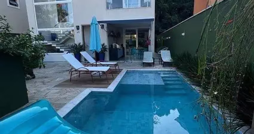 Casa em condomínio fechado com 4 quartos à venda no Balneário Praia do Pernambuco, Guarujá 