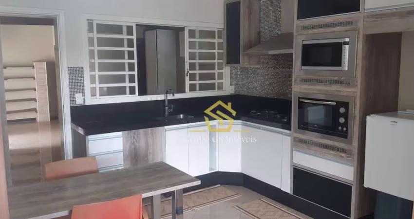 Casa com 3 dormitórios à venda, 248 m² por R$ 850.000,00 - Condomínio Itamambuca - Valinhos/SP