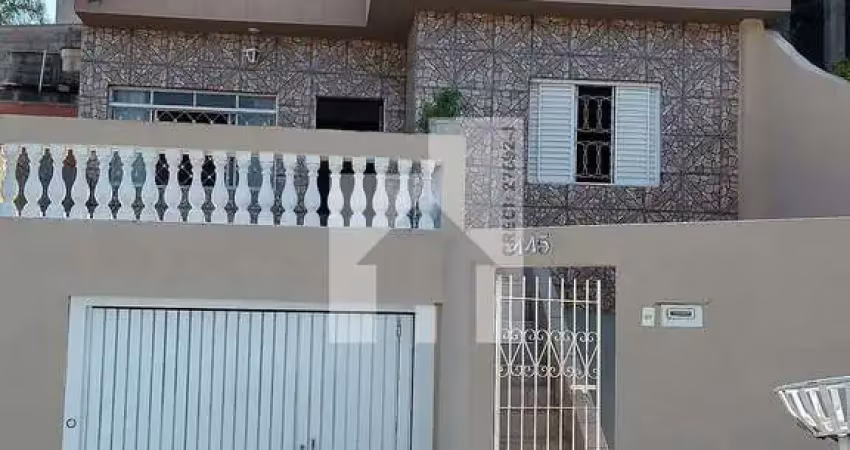 Sobrado à venda, 3 Dormitórios - 1 Suíte com Closet, Área Gourmet - Jardim Maria de Fátima, Várzea