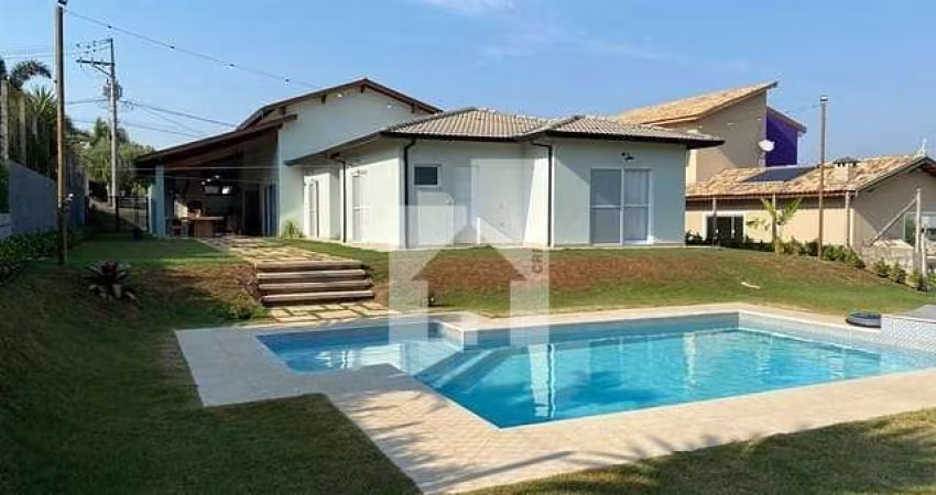Chácara com 4 Dormitórios (2 suítes) à venda, 282m² - Condominio Colinas de Inhandjara, Itupeva, SP